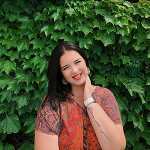 Meet your Posher, Savanna